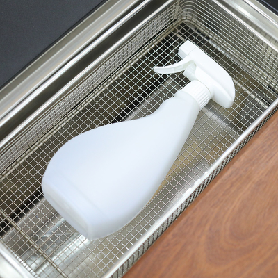 Customized Logo Spritzing Container Dispenser For Consistent Cosmetic Dispensing Solutions