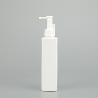 Transparent PET Spray Bottles In Various Capacities For Everyday Use