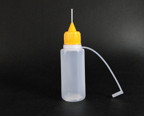 Elegant Screw Cap Plastic Liquid Dropper Bottles With Smooth Surface