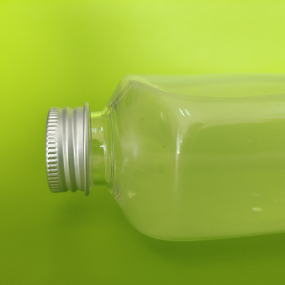 Leak Proof Screw On Plastic Milk Tea Bottles In Square And Round Shapes