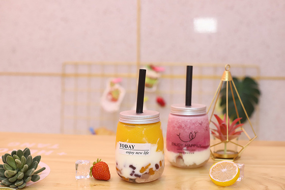Screw-on Lid Milk Tea Bottles For Juice Clear Packaging In Bulk