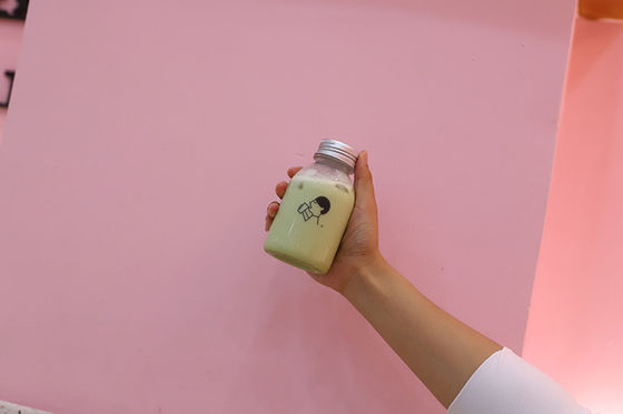 Leak-proof Bubble Tea Jugs Ultimate Solution for Juice Businesses