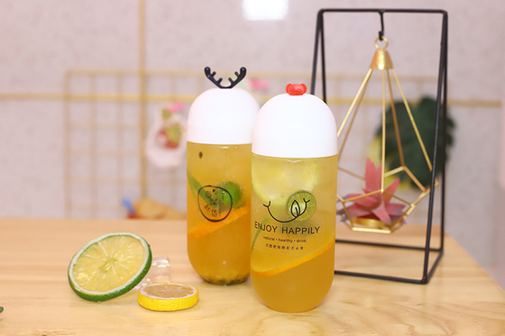 Insulation and Handle for Convenient Beverage Storage in Milk Tea Bottles