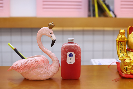 Modern Bubble Tea Jugs Ultimate Solution for Business