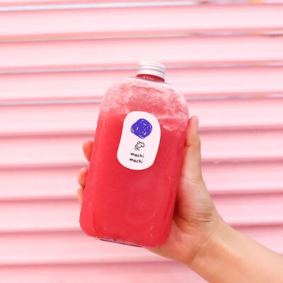 Medium Clear Milk Tea Bottles Square Round Shape Suitable for Beverage Packaging and Storage Solutions