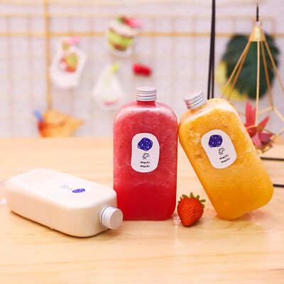 Medium Clear Milk Tea Bottles Square Round Shape Suitable for Beverage Packaging and Storage Solutions