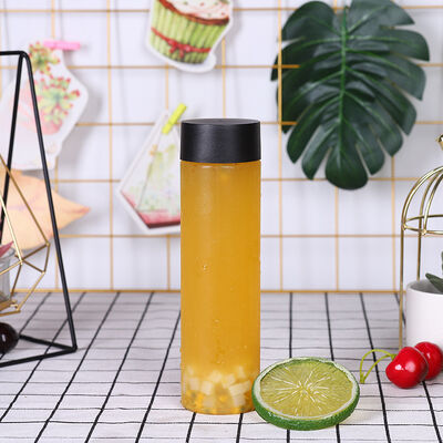 Handle Yes Milk Tea Bottles 05kg Screw on Lid Leak Proof Design Ideal for Commercial Beverage Packaging and Distribution