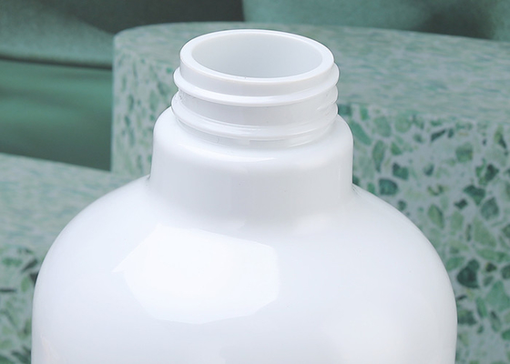 Refillable 30mm Cosmetic Empty Lotion Pump Bottles ISO9001