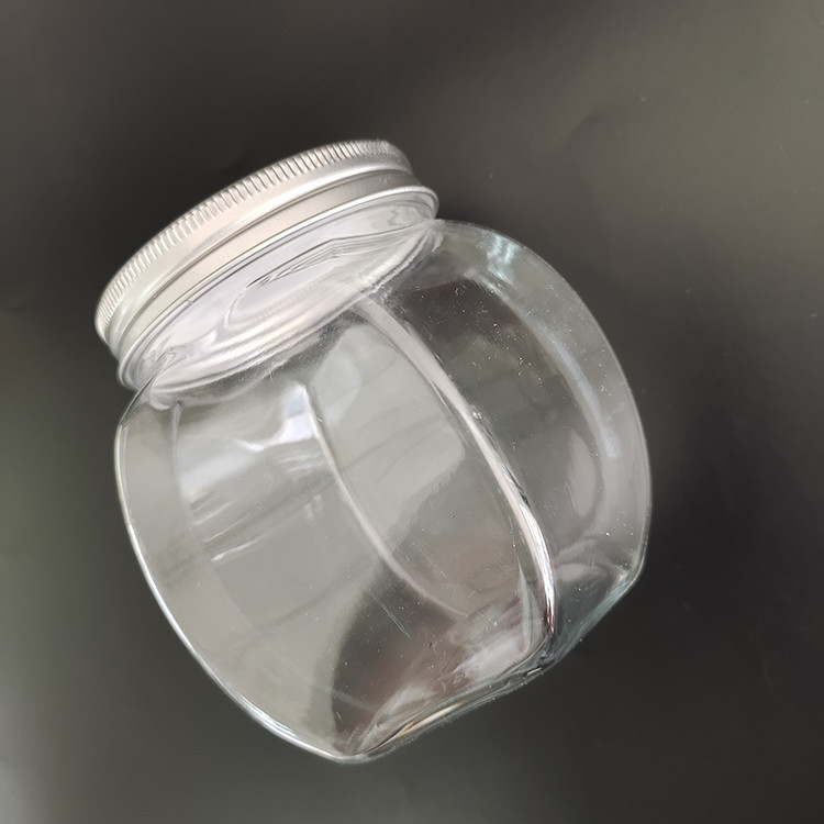 8oz Durable Plastic Jars with Aluminum Foil and Custom Label for Food Storage