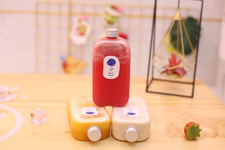 Square And Round Clear Drink Milk Tea Bottles With Leak Proof Screw On Lids
